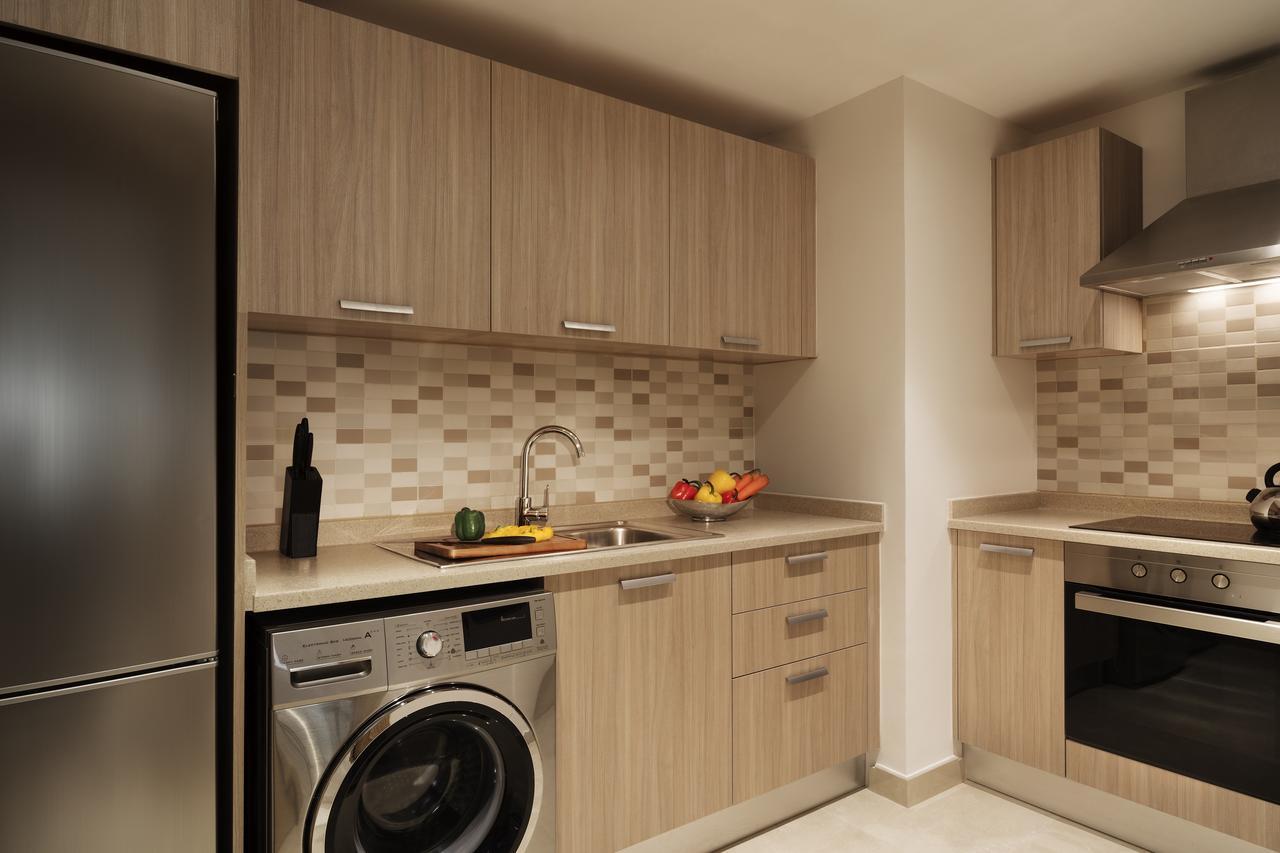 Al Najada Doha Hotel Apartments By Oaks Exterior photo